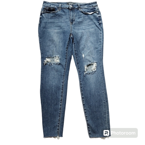 Judy Blue Mid-rise Skinny Fit Jeans Destroyed Stretch Denim Size 13 / 31 - Picture 3 of 9